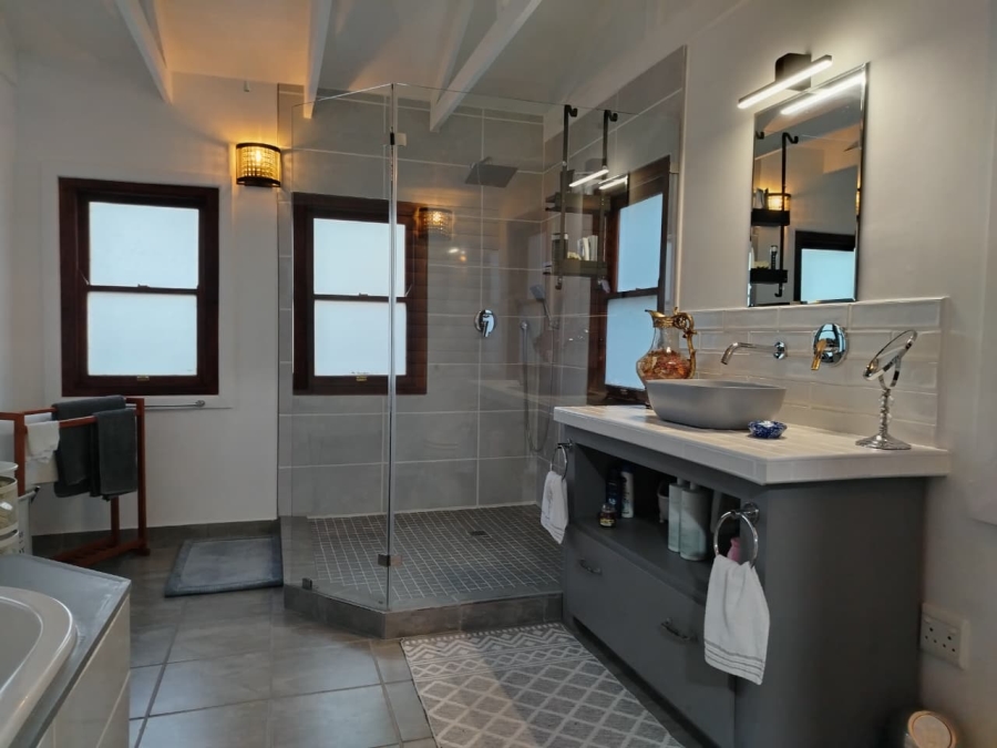 2 Bedroom Property for Sale in Westhill Western Cape